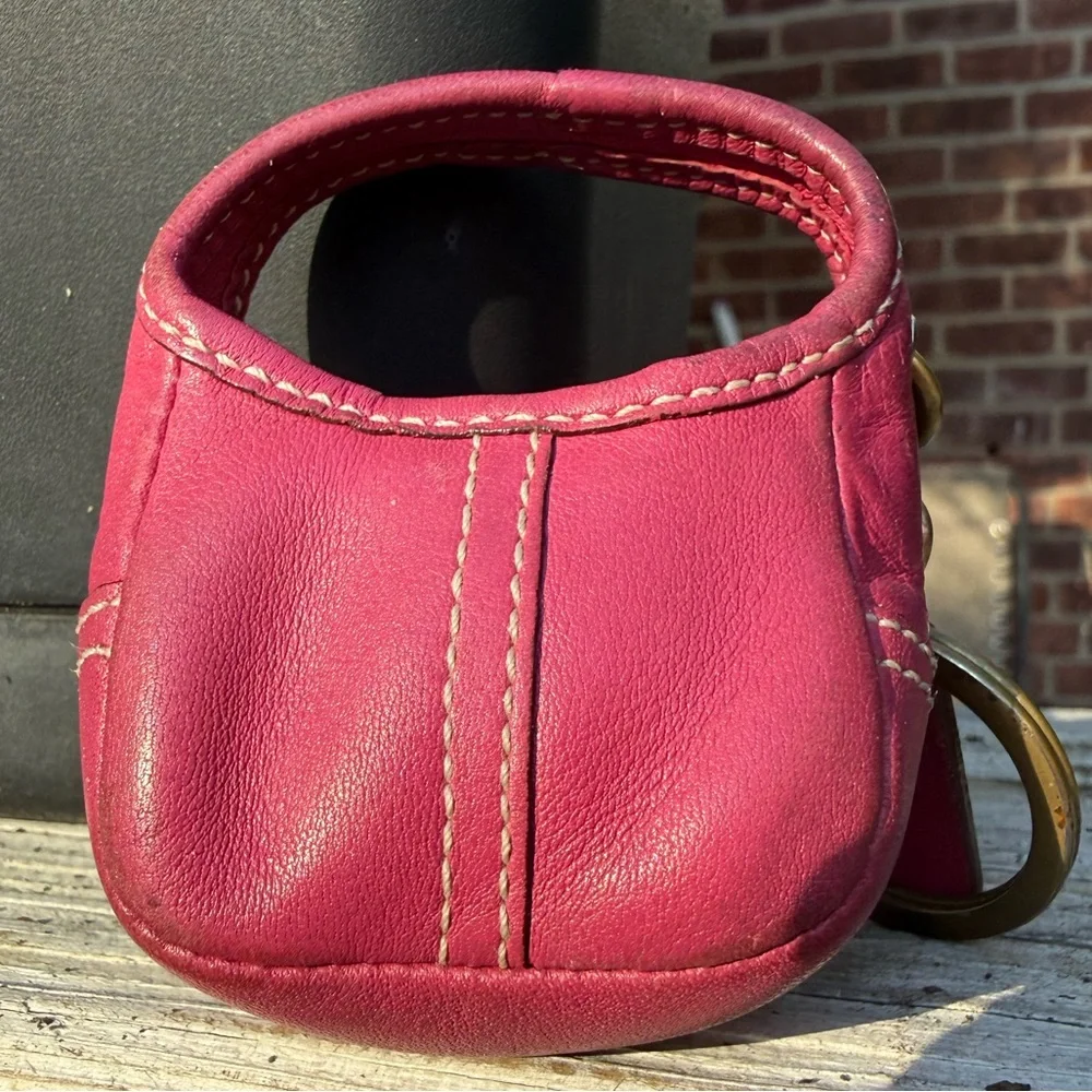 Coach Ergo bag charm keychain Pink - Picture 3 of 5